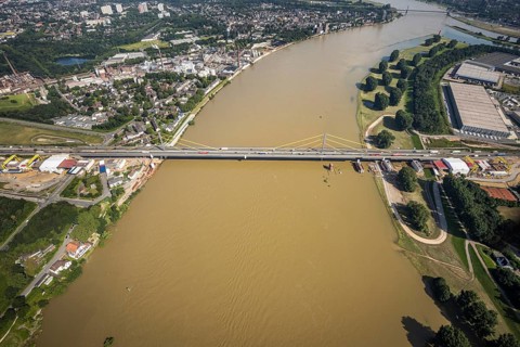 Aerial view, construction site at the A40 Rhine bridge Neuenkamp, river Rhine, Alt-Homberg,