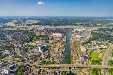 Aerial view, outer harbour and parallel harbour, river Rhine, Neuenkamp, Duisburg, Ruhr area, North