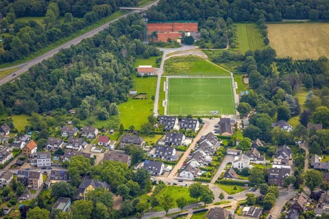 Aerial view, Reiserpfad housing estate, sports field and tennis courts, Rahm, Duisburg, Ruhr area,