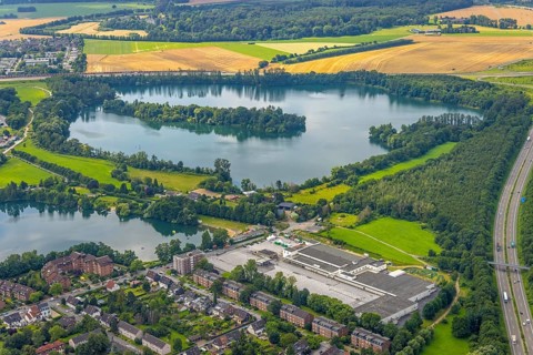 Aerial view, new development area former Real site at Großenbaumer See and Rahmer See, Corona rapid