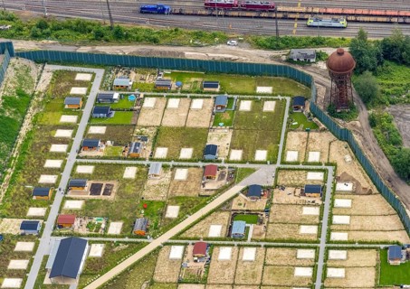 Aerial view, construction site and new railway allotment garden site at the former marshalling yard