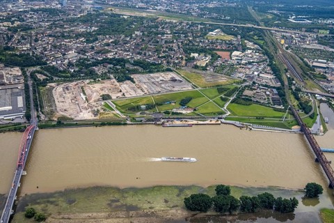 Aerial view, flood river Rhine, construction site new building quarter Rheinort, construction area