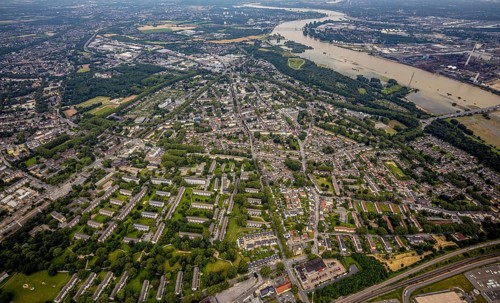 Aerial view, Rheinhausen and Hochemmerich district, floods and inundations Rheinwiesen Rheinhausen