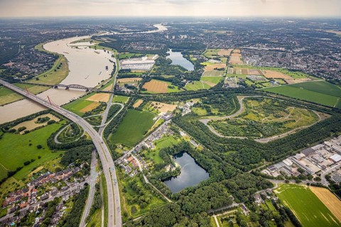 Aerial view, brownfield Lohmannsheide spoil tip on Grafschafter Straße for planned hazardous waste