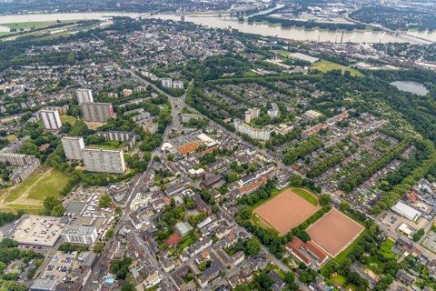 Aerial view, residential park Hochheide, Die Weißen Riesen, Hochheide, Duisburg, Ruhr area, North