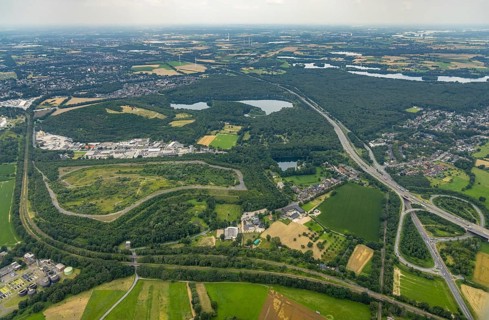 Aerial view, brownfield site Lohmannsheide spoil tip on Grafschafter Straße for planned hazardous