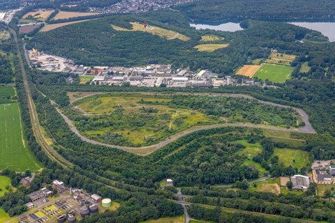 Aerial view, fallow land, Lohmannsheide spoil tip on Grafschafter Straße for planned hazardous