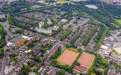 Aerial view, residential park Hochheide, Die Weißen Riesen, Hochheide, Duisburg, Ruhr area, North