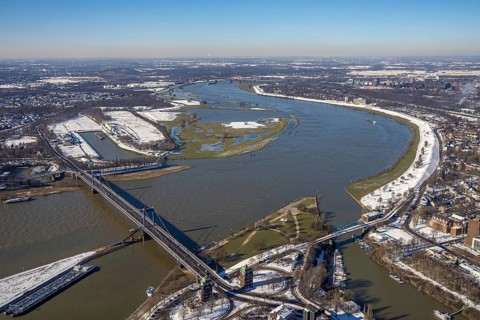 Aerial view, flooding river Rhine at the Friedrich-Ebert-Bridge, Ruhrort, Duisburg, Ruhr area,