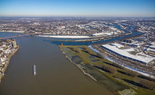 Aerial view, northern harbour, mouth of the Ruhr at the Mercatorinsel into the Rhine,