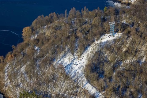 Aerial view, Sechs-Seen-Platte, sledging at the Haubachwald observation tower, Wedau, Duisburg,