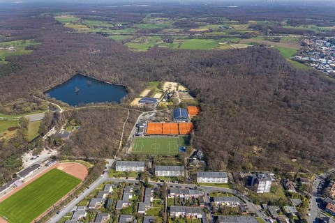 Aerial view, Rotbachsee, tennis facility, sports field, Dorfstraße, nature reserve Scholtenbusch,