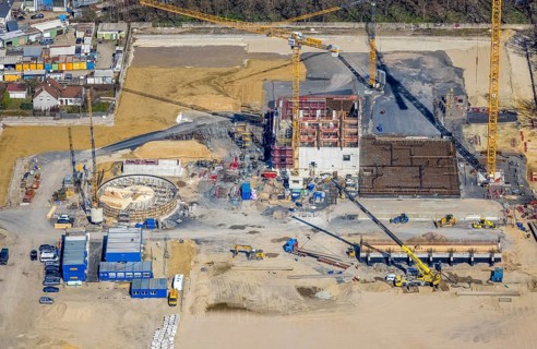 Aerial view, construction site new wood-fired power station at Thyssenstraße, Averbruch, Dinslaken,