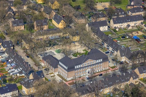 Aerial photo, GGS Gemeinschaftsgrundschule Lohberg, Lohberg, Dinslaken, Ruhr area, North