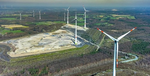 Aerial view, construction site, Halde Lohberg Norderweiterung, wind turbines, Bruckhausen, Hünxe,
