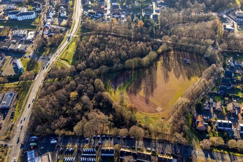 Aerial view of the sports field of the school centre Pliesterbecker Straße in Dorsten in the Ruhr