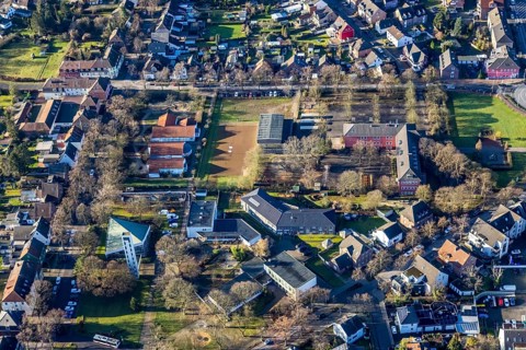 Aerial view Augustaschule in der Halterner Straße und evang. Kreuzkirche in Dorsten im Ruhr Area in