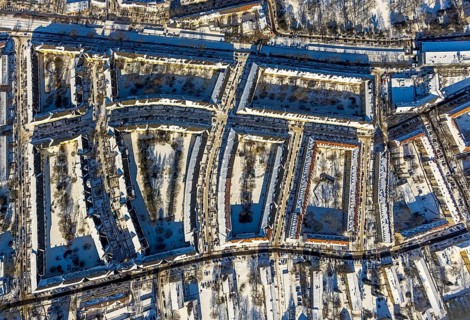 Aerial view, residential area Rheinische Straße, Althoffblock in the snow, Dorstfelder Brücke,