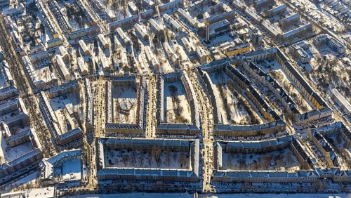Aerial view, residential area Rheinische Straße, Althoffblock in the snow, Dorstfelder Brücke,