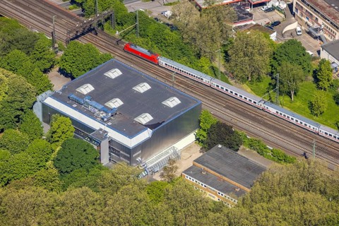 Aerial view, Brügmann sports hall next to the Leopold-Hoesch-Berufskolleg, Kaiserbrunnen, Dortmund,