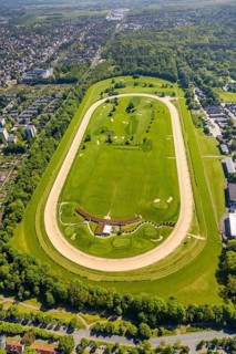 Aerial view, racecourse Dortmund with golf course, golf club GolfRange Dortmund, golf course at the