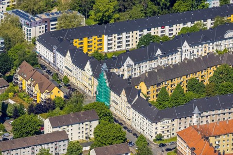 Aerial view, residential area with house facade renovation Neuer Graben and Althoffstraße in