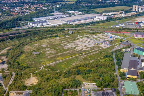 Aerial view, brownfield site at the Flurstraße of the old Westfalenhütte in the district
