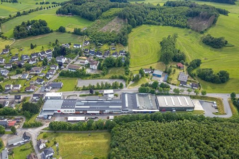 Aerial view, company premises Heinrich Huhn metal processing company, Hützemert, Drolshagen,