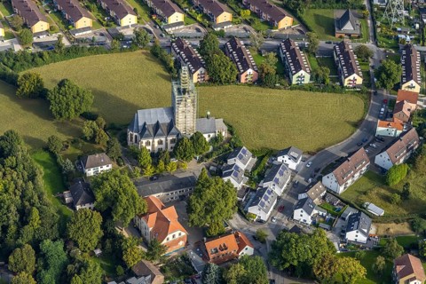 Aerial view, renovation work on the steeple of St. Josef's Catholic Church in the Kirchlinde