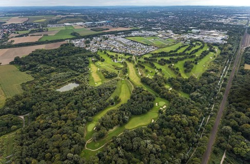 Aerial view, Royal Saint Barbara's Dortmund Golf Club and single-family house housing estate