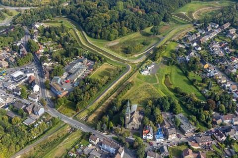 Aerial view, Immanuel Church in the Marten district of Dortmund, Ruhr area, North Rhine-Westphalia,