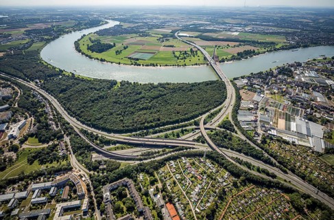 Aerial view, Üdesheimer Rheinbogen and motorway A46 exit Bilk as well as Fleher bridge and Fleher