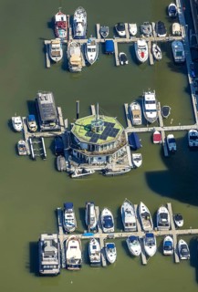 Aerial view, Marina Düsseldorf Yachthafen im Medienhafen Düsseldorf, Rhineland, North