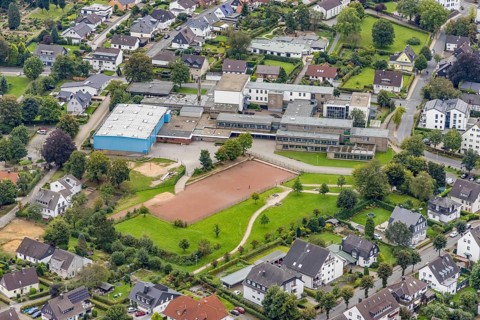 Aerial photo, Breckerfeld primary school in Breckerfeld, Sauerland, North Rhine-Westphalia,