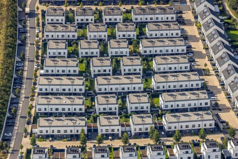 Aerial view, terraced houses single-family houses residential quarter Unter der Mühle in the