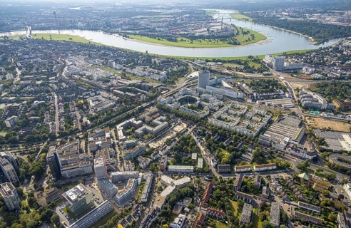 Aerial view, Vodafone Campus and Prinzenpark in the district Heerdt in Düsseldorf, Rhineland, North