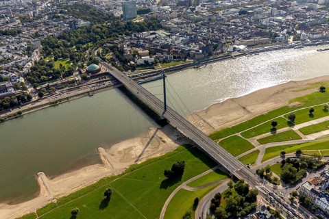 Aerial view, Oberkasseler Brücke over the river Rhine and Tonhalle in the district Altstadt in