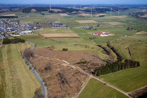 Aerial view, landscape conservation area Grünlandgürtel am Südfeld, equestrian centre Neue