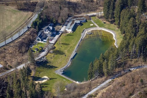 Aerial view, Forsthaus forest lake with Waldfreibad Gudenhagen, natural outdoor pool, Gudenhagen,