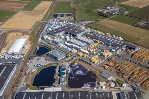 Aerial photograph, Egger Holzwerkstoffe Brilon, sewage treatment plant, Brilon, Sauerland, North