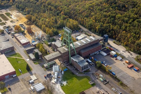 Aerial photograph, headframe at Prosper Haniel mine in the Fuhlenbrock district of Bottrop, Ruhr