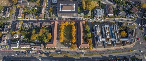 Aerial view, Hochschule Ruhr West - Campus Bottrop, Hans-Sachs-Platz and trees in autumn colours in