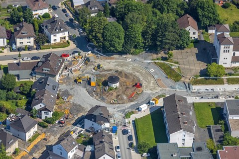 Aerial view, construction site and redesign of roundabout Pfarrer-Leo-Reiners-Platz, formerly