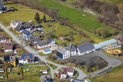 Aerial photo, Banfetalschule in Banfe, Bad Laasphe, Siegerland, North Rhine-Westphalia, Germany,