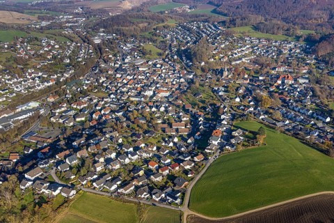 Aerial view, view to the east with St. Blasius church in Balve, Sauerland, North Rhine-Westphalia,