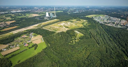 Aerial view, Großes Holz spoil tip with Adener Höhe and Bergkamen mine in Weddinghofen, Bergkamen,