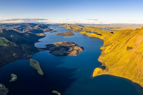 Lake Langisjor in the Icelandic highlands, Vatnajökull National Park, Iceland