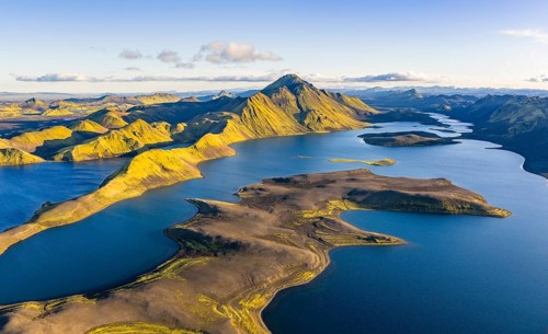 Lake Langisjor in the Icelandic highlands, Vatnajökull National Park, Iceland