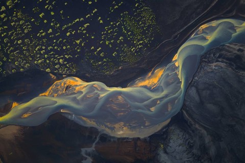 Interwoven river with colourful sediments, South Iceland, Iceland