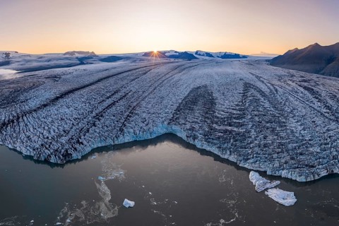 Glacier tongue of the Vatnajökull glacier, Vatnajökull National Park, South Iceland, Iceland